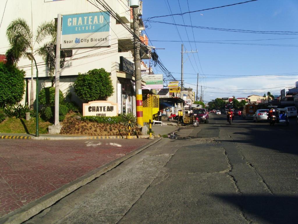 ชาโต เอลิเซ อพาร์ตเมนท์ แซน คลัสเตอร์ Apartment Paranaque City ภายนอก รูปภาพ