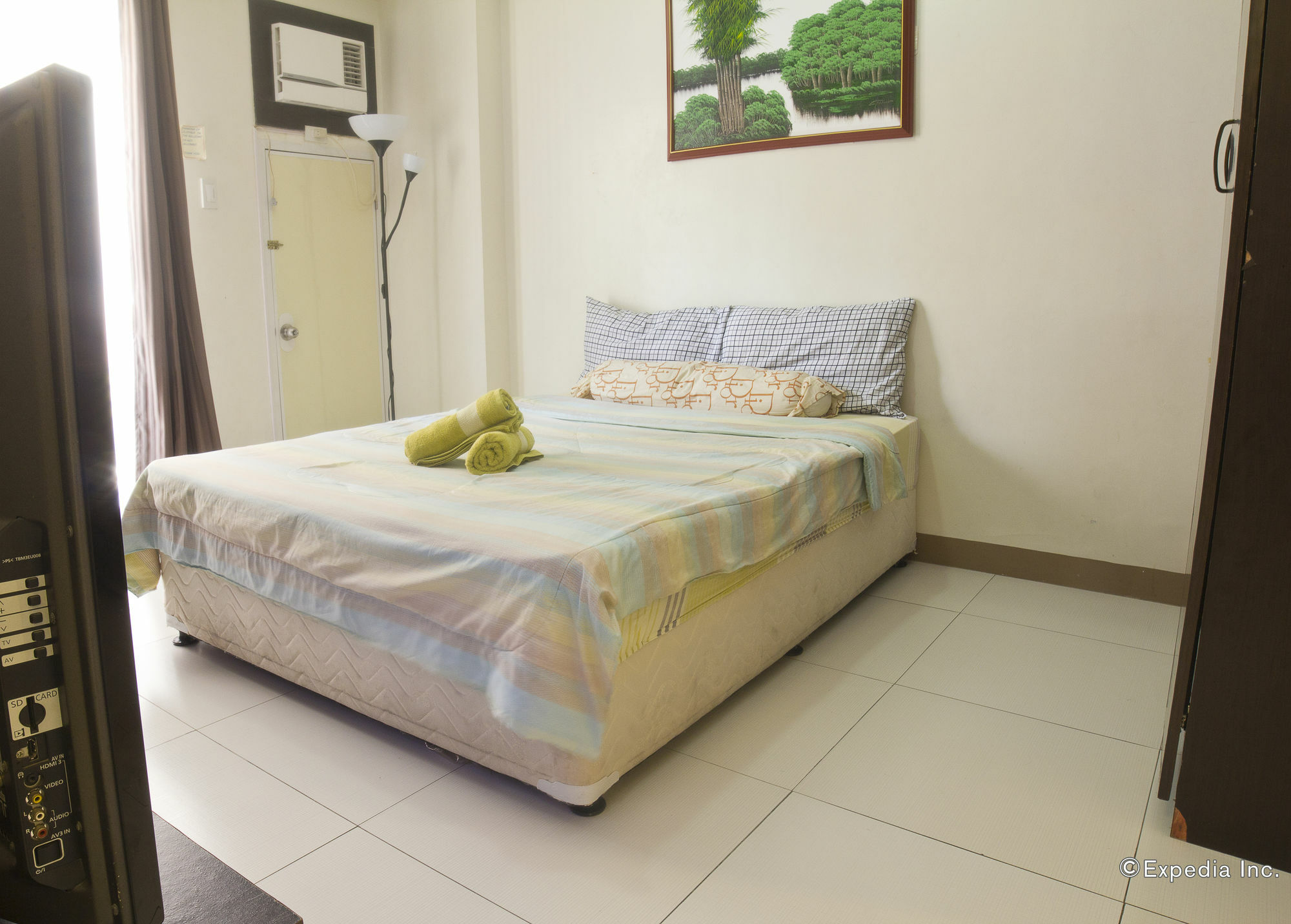 ชาโต เอลิเซ อพาร์ตเมนท์ แซน คลัสเตอร์ Apartment Paranaque City ภายนอก รูปภาพ